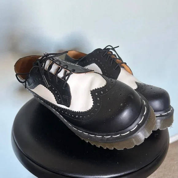 Dr. Martens Black and White Oxford Shoes - Picture 5 of 8
